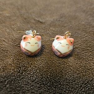 Adorable Cat Earrings in Pink and Gold